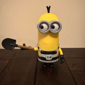 Despicable Me 3 - Deluxe Action Figure Jail Time Tim - 6 inches